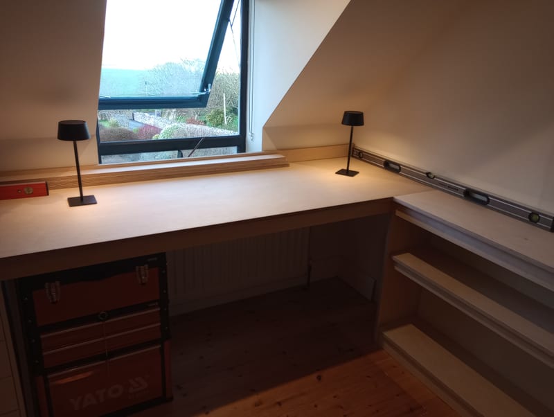 custom-office-desk