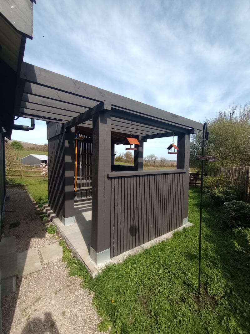 outdoor-storage-space-side-view