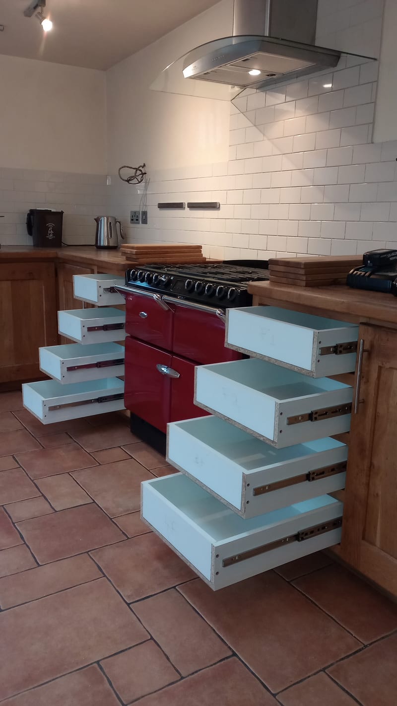 custom-kitchen-drawers-fitted-in-an-old-kitchen